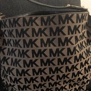 Michael kors shoulder bag❤️
